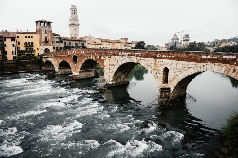 andamento prezzi case verona